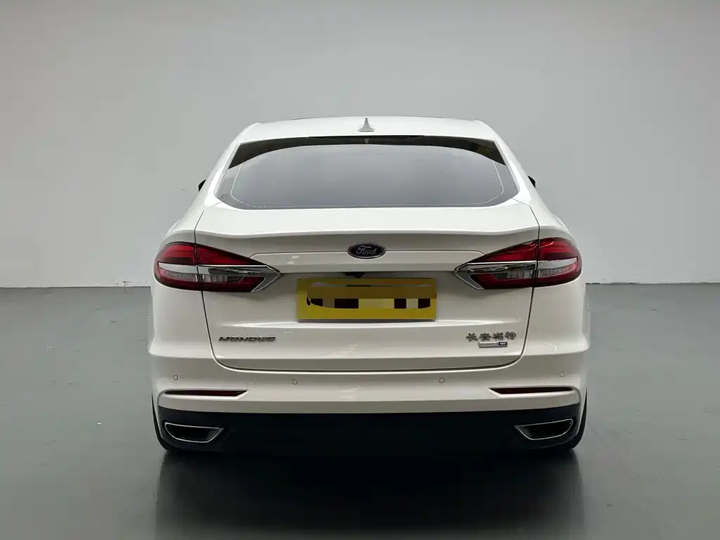 Ford Mondeo — миниатюра 8