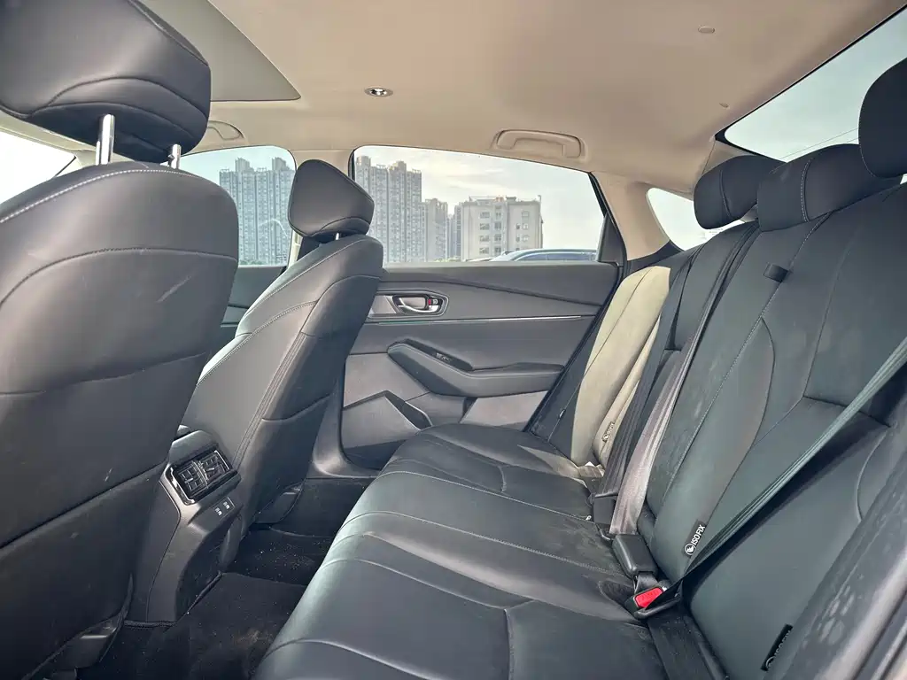 Honda Accord — миниатюра 8
