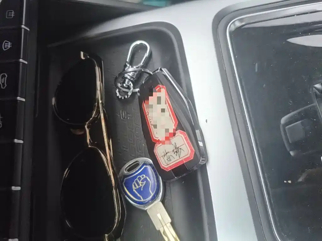 Geely Haoyue 2020 1.8TD DCT Luxury 7 мест