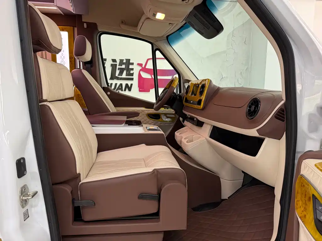 Mercedes-Benz Sprinter 2025 3.0T