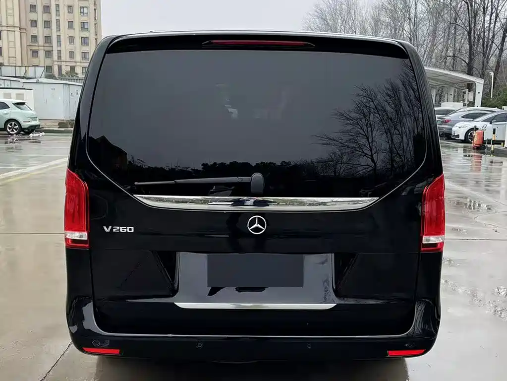 MERCEDES-BENZ V CLASS