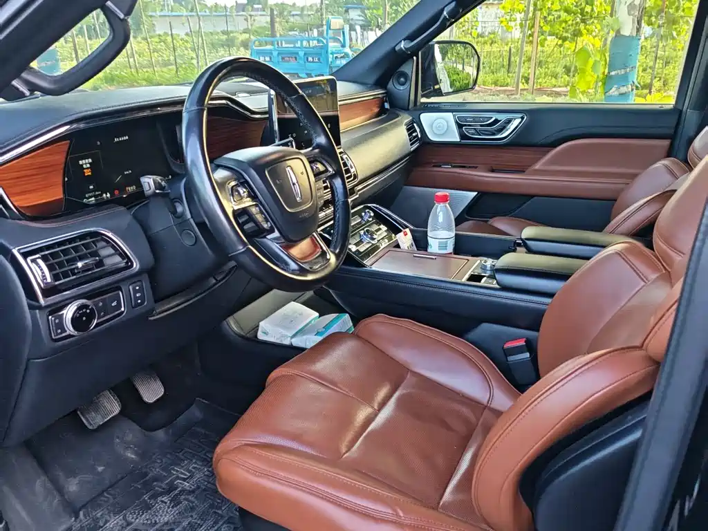 Lincoln Navigator 2018 3.5T V