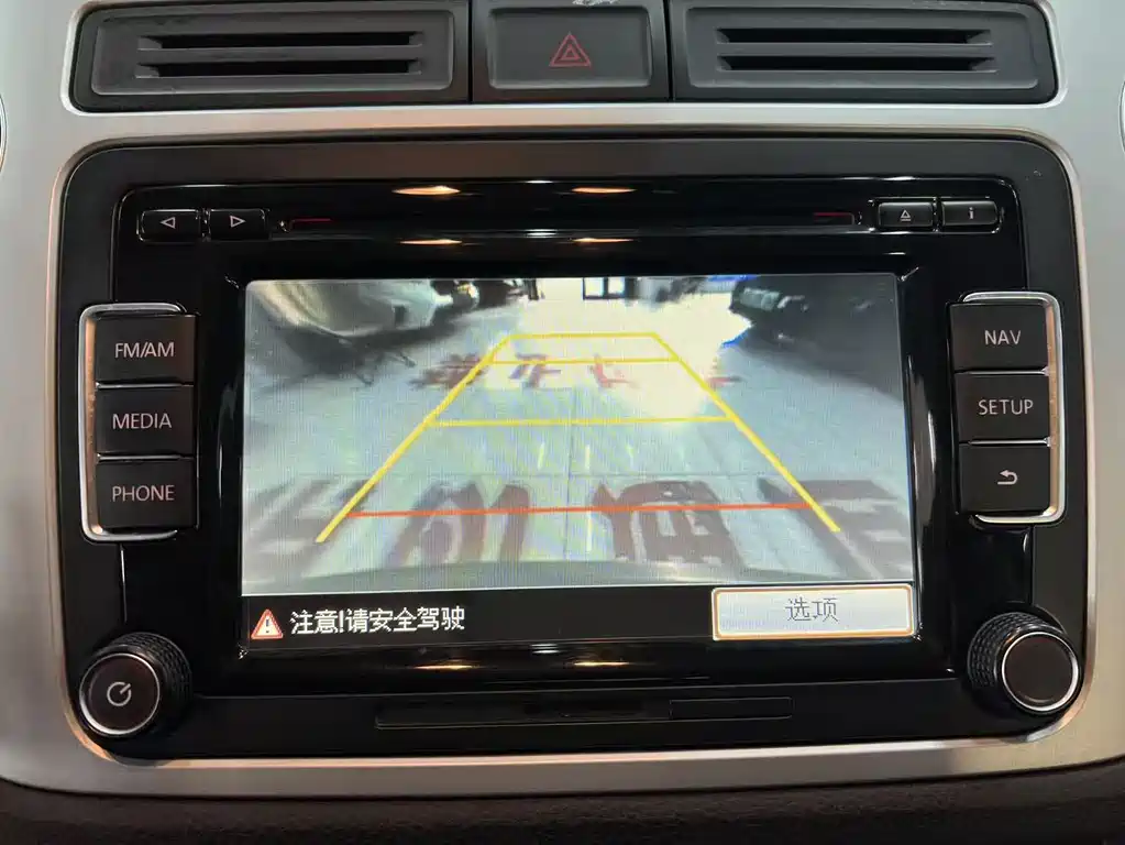 Volkswagen Tiguan — миниатюра 13