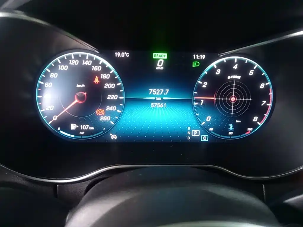 Mercedes-Benz C-Class — миниатюра 12