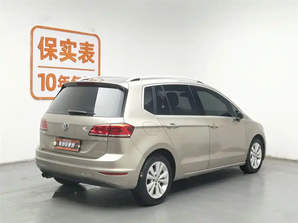 VOLKSWAGEN GOLF*JIAYU