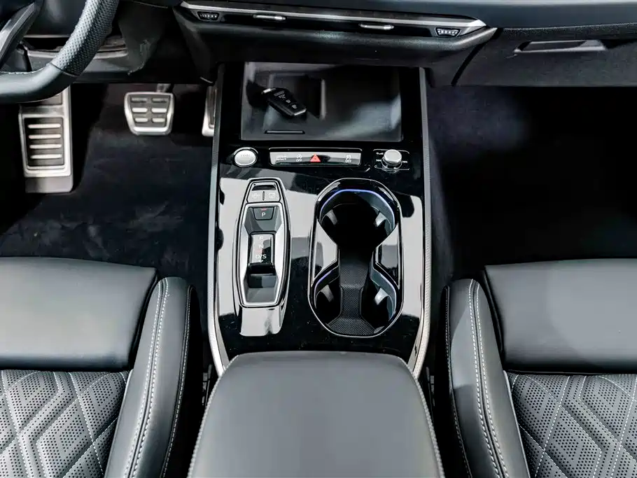 Audi A5L Sportback — миниатюра 11