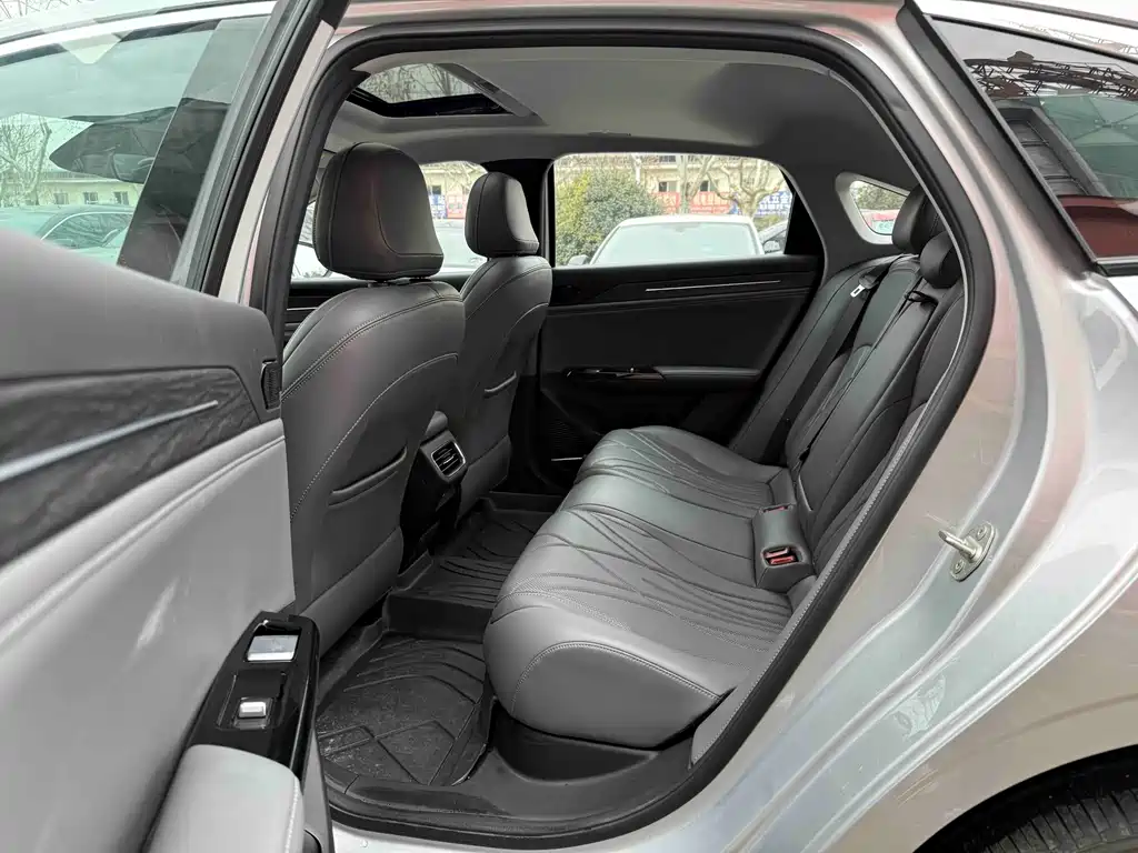 GEELY GALAXY GALAXY L6