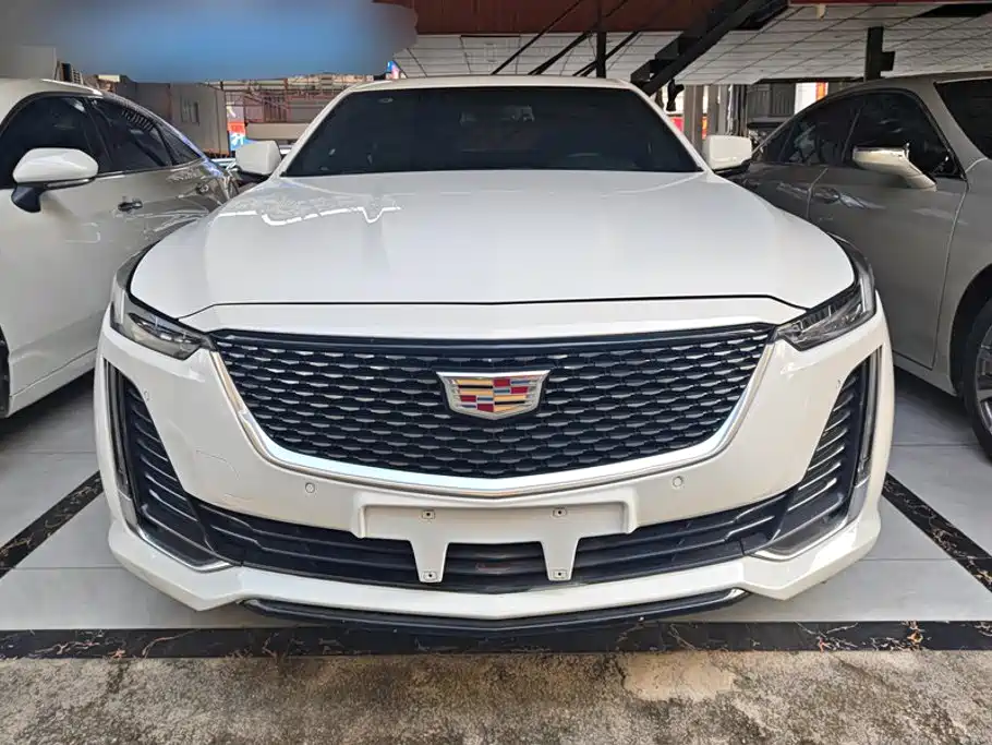 Cadillac CT5 — миниатюра 2