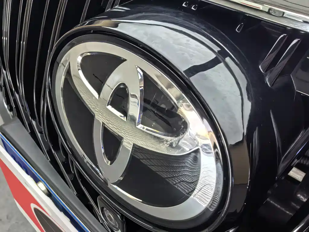 Toyota Avalon — миниатюра 24