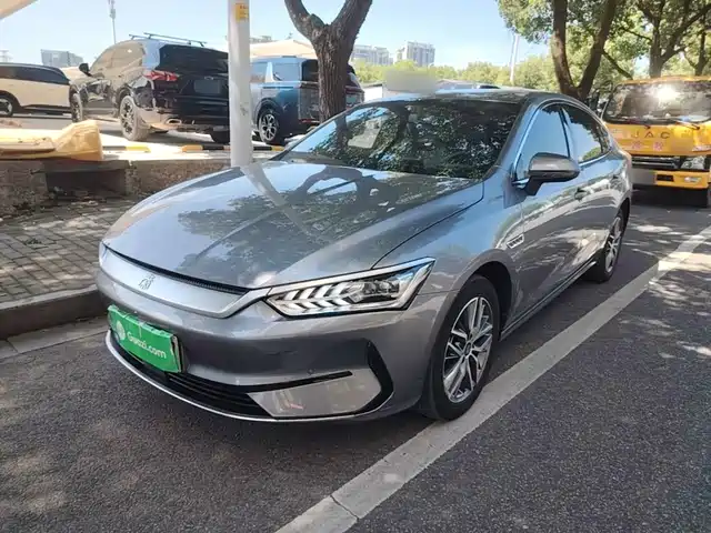 2024 BYD Qin