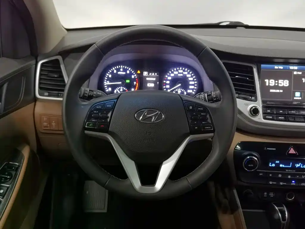 Hyundai Tucson — миниатюра 11