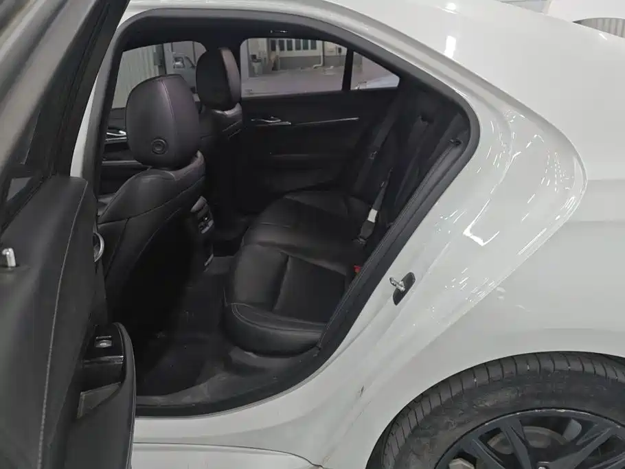 Cadillac CT4 — миниатюра 11