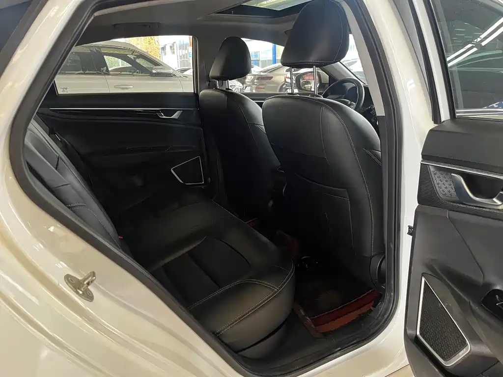 GEELY AUTOMOBILE EMGRAND GL