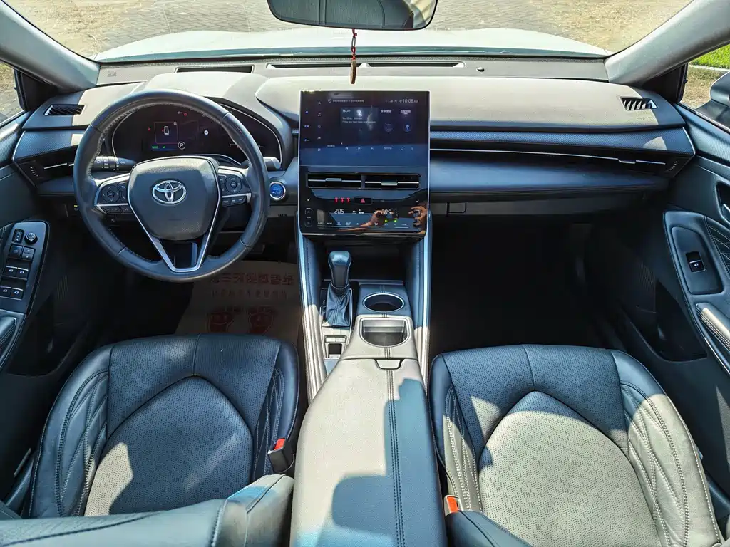 Toyota Avalon — миниатюра 9