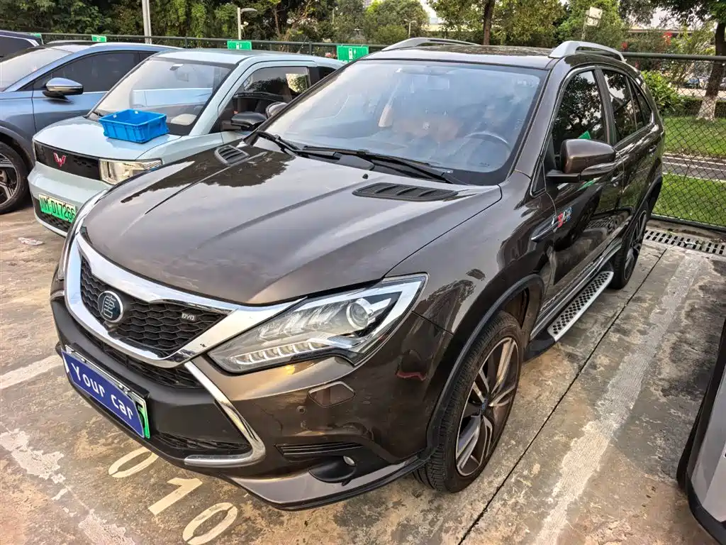 2017 BYD Tang - zdjęcie 1 z 15