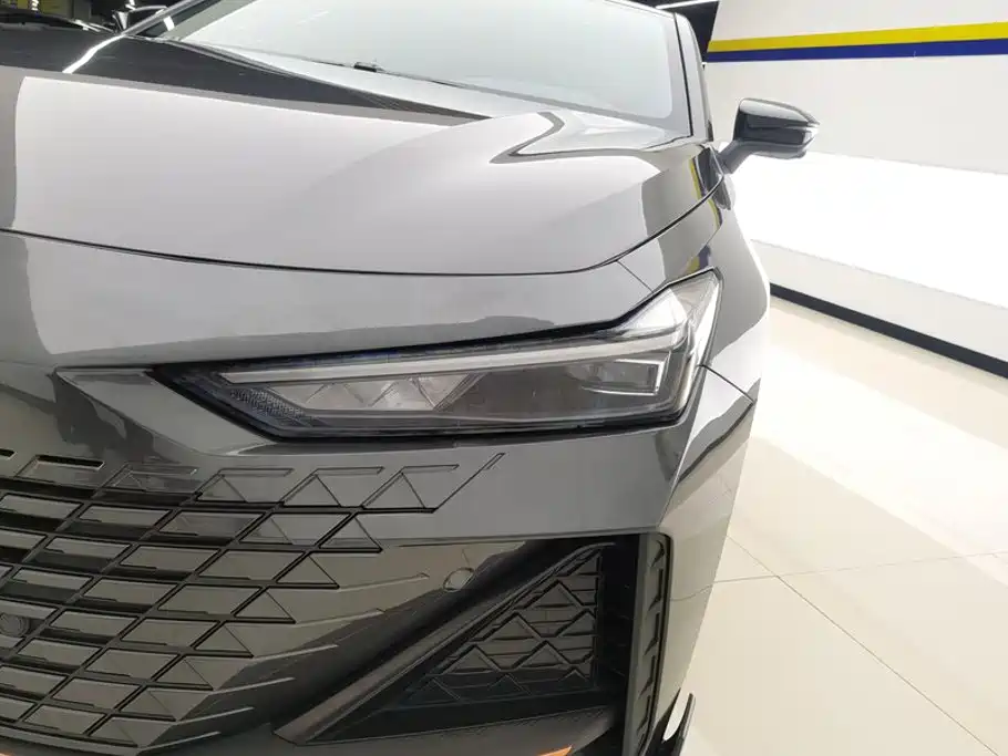 Changan UNI-V — миниатюра 5