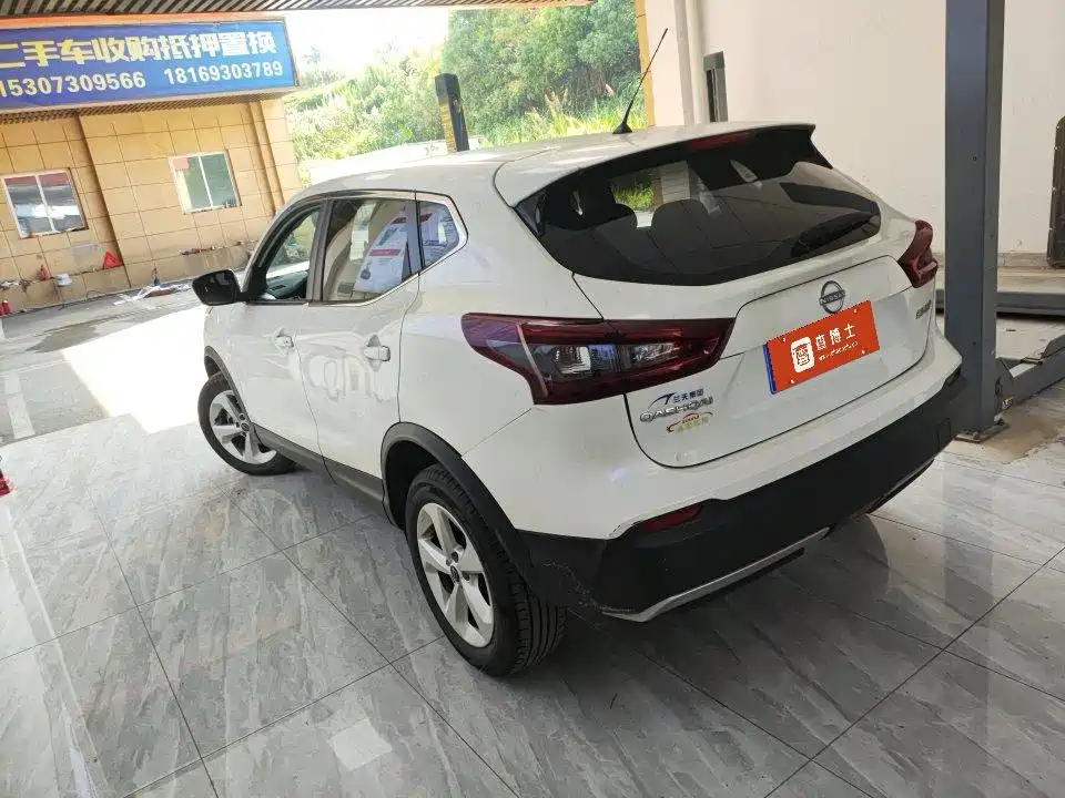 Nissan Qashqai — миниатюра 3
