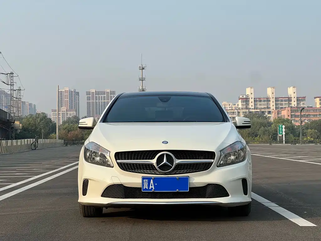 Mercedes-Benz A-Class (Import) — миниатюра 2