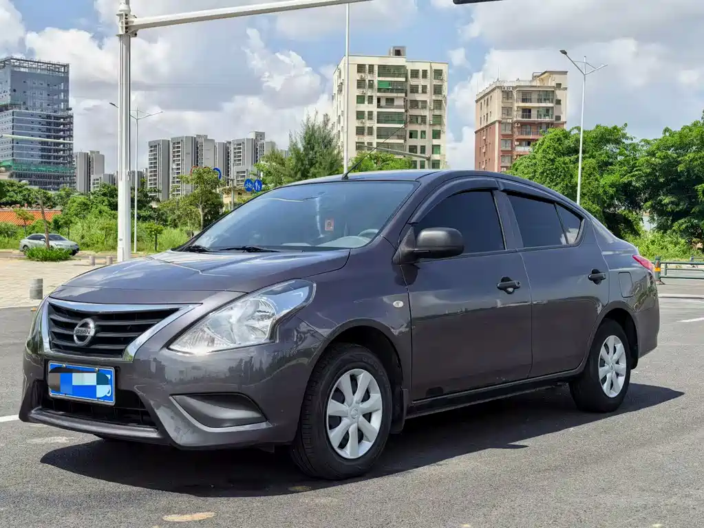 Nissan Sunny