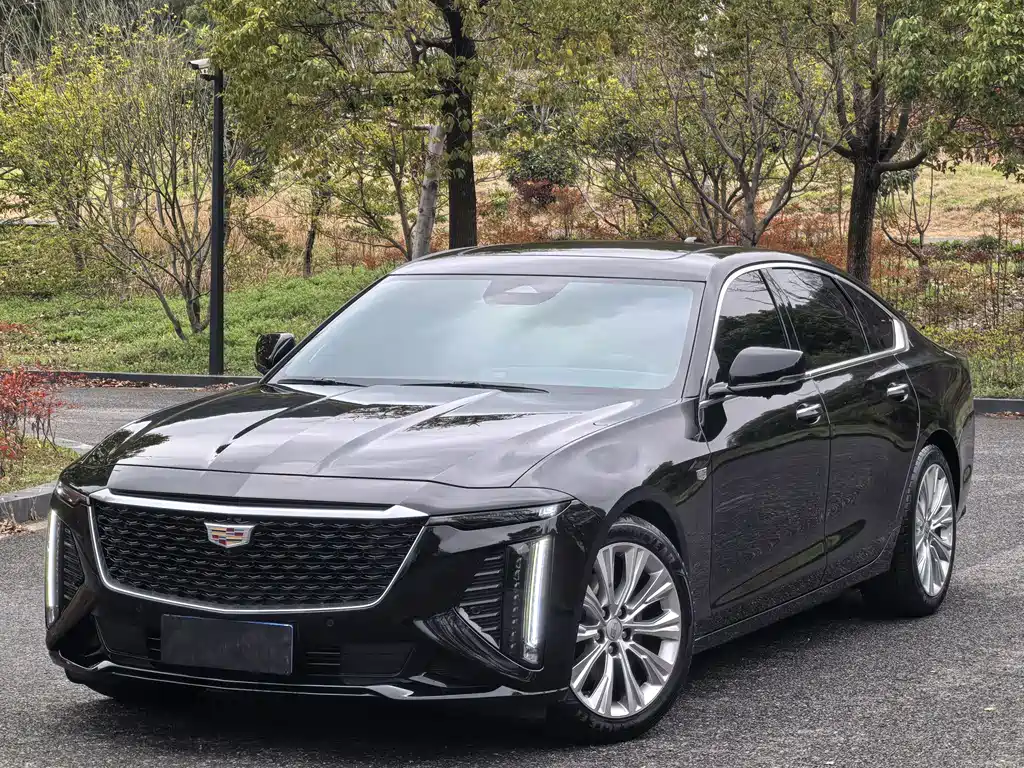 CADILLAC CT6