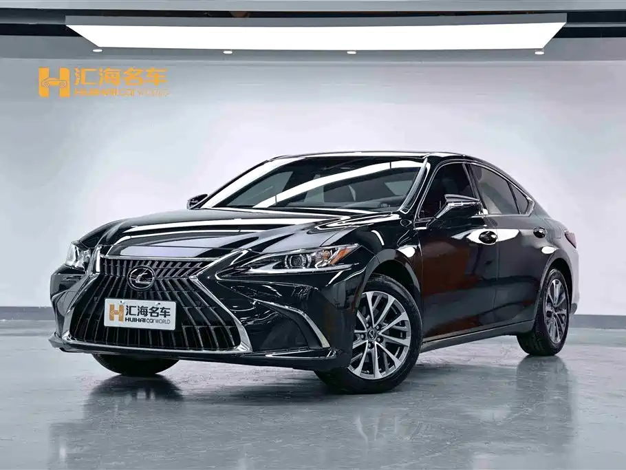 Купить Lexus ES