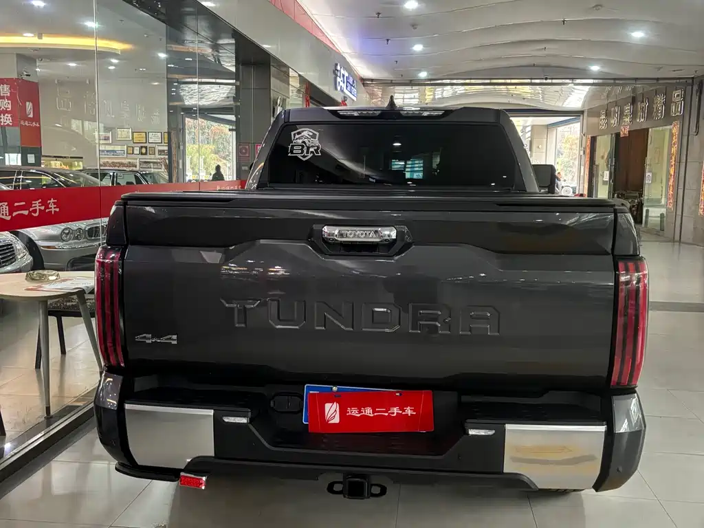 Toyota Tundra 2023 3.5L AT