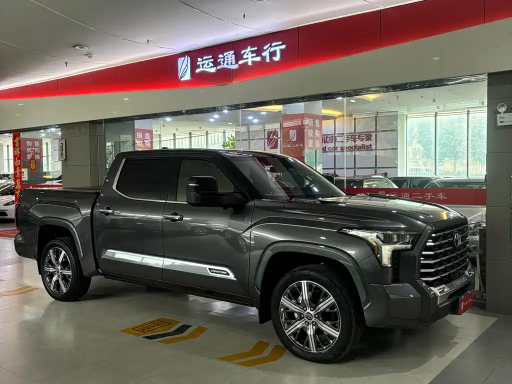 Toyota Tundra 2023 3.5L AT