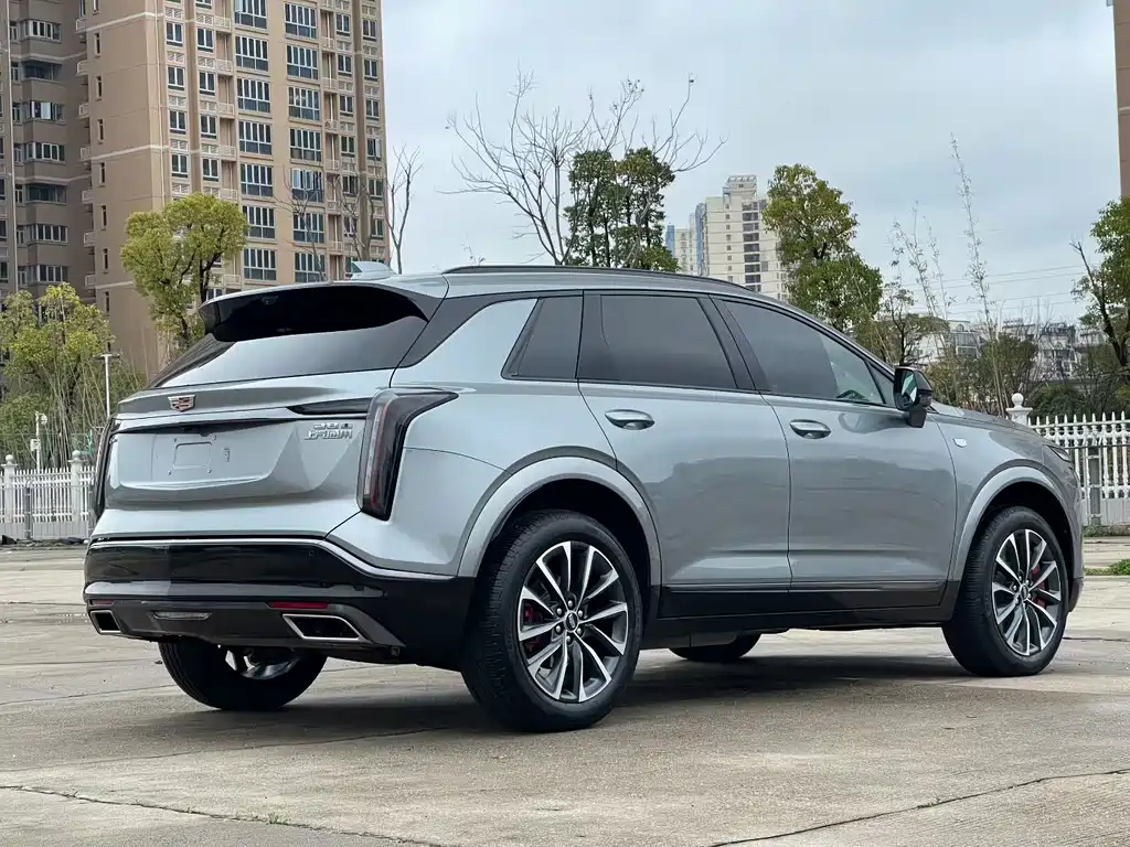 CADILLAC XT5