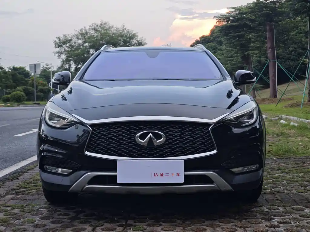 Infiniti QX30 — миниатюра 2