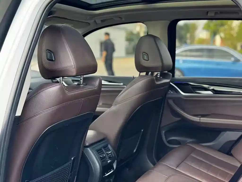 BMW X3 — миниатюра 6