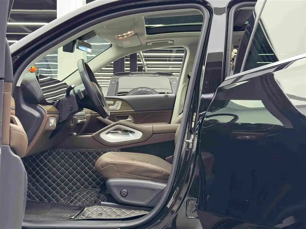 Mercedes-Benz GLE New Energy — миниатюра 8