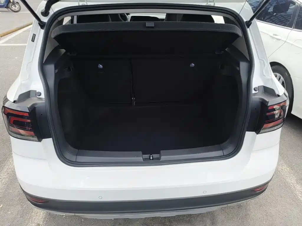 Volkswagen T-Cross — миниатюра 19