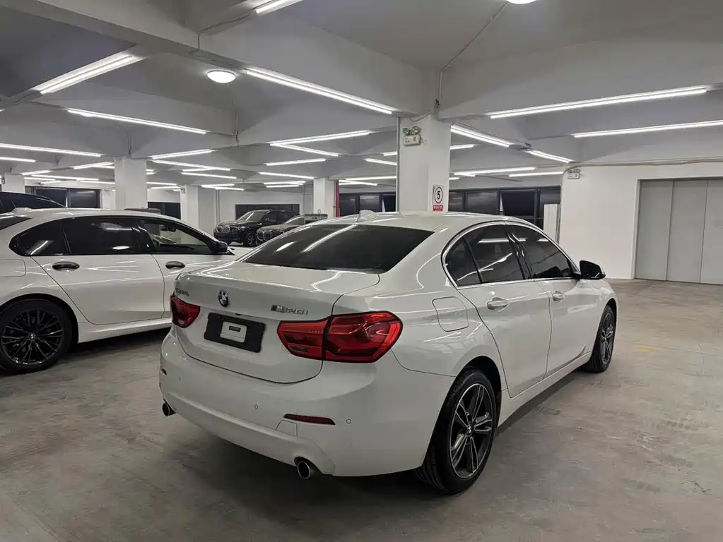 BMW 1 Series — миниатюра 2