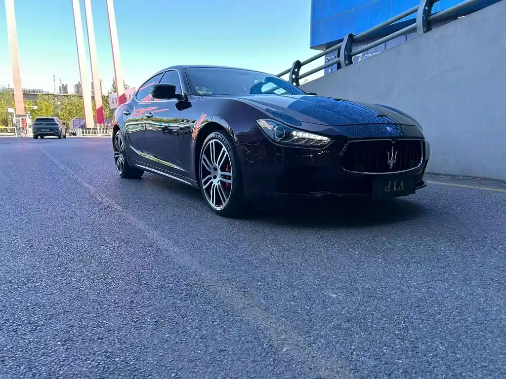 Maserati Ghibli — миниатюра 3