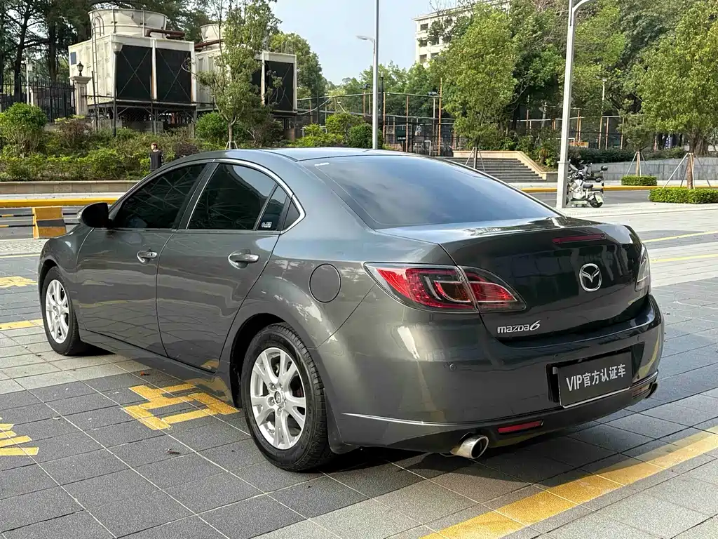 Mazda Ruiyi 2009 2.5L AT Luxury