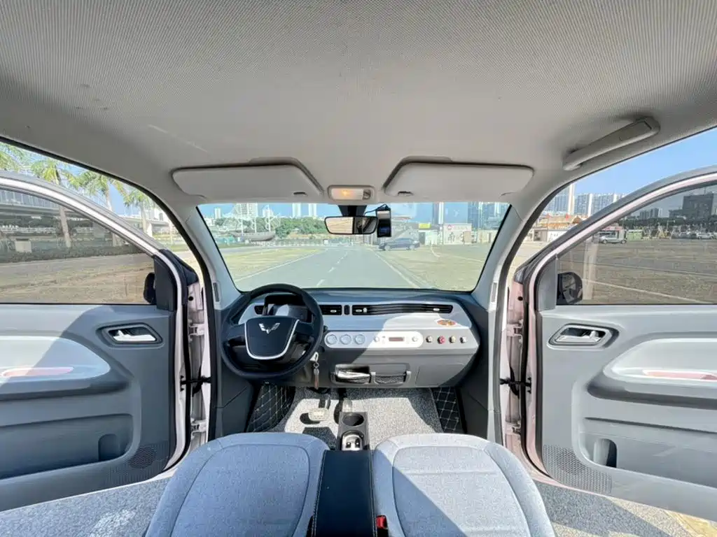 Wuling MINIEV — миниатюра 14