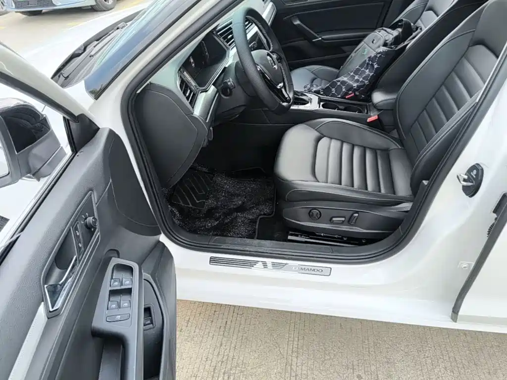 Volkswagen Lamando — миниатюра 16