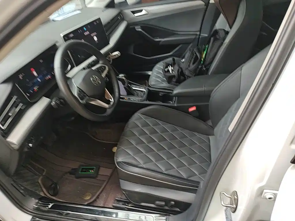 Volkswagen Sagitar — миниатюра 15
