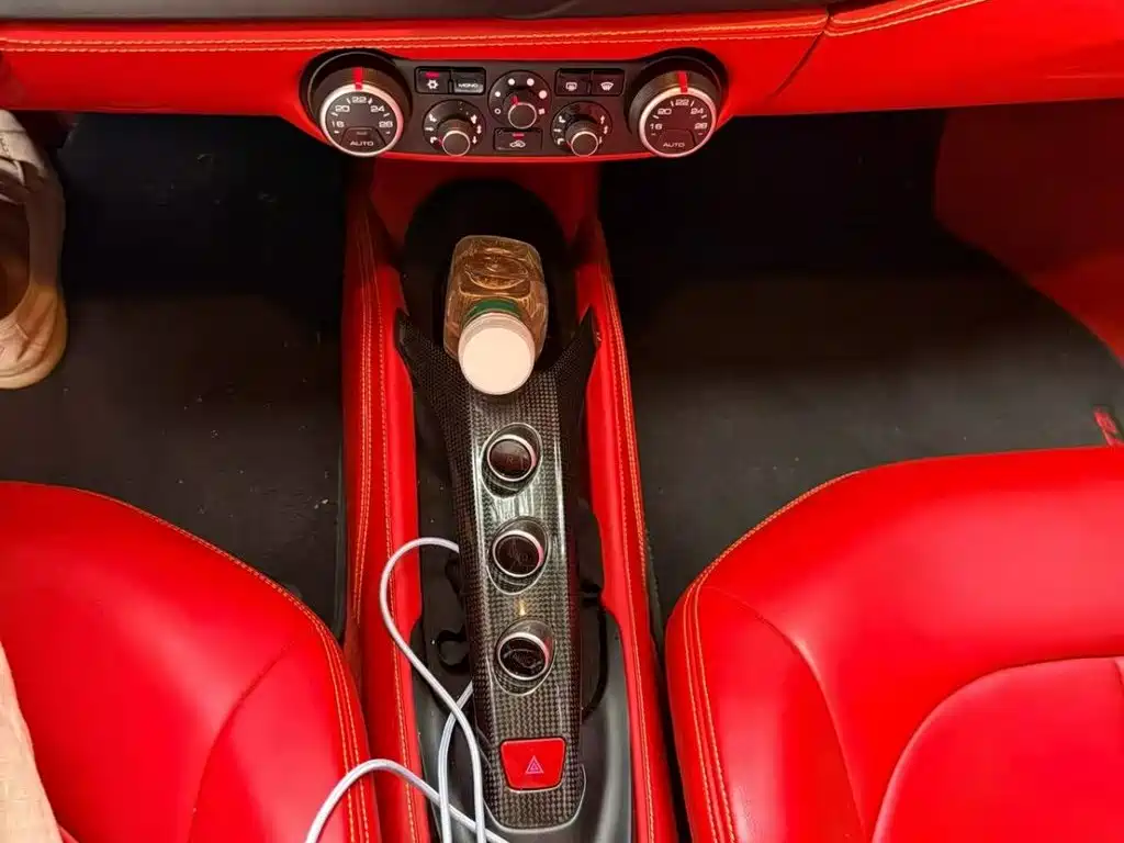 Ferrari 488 — миниатюра 7