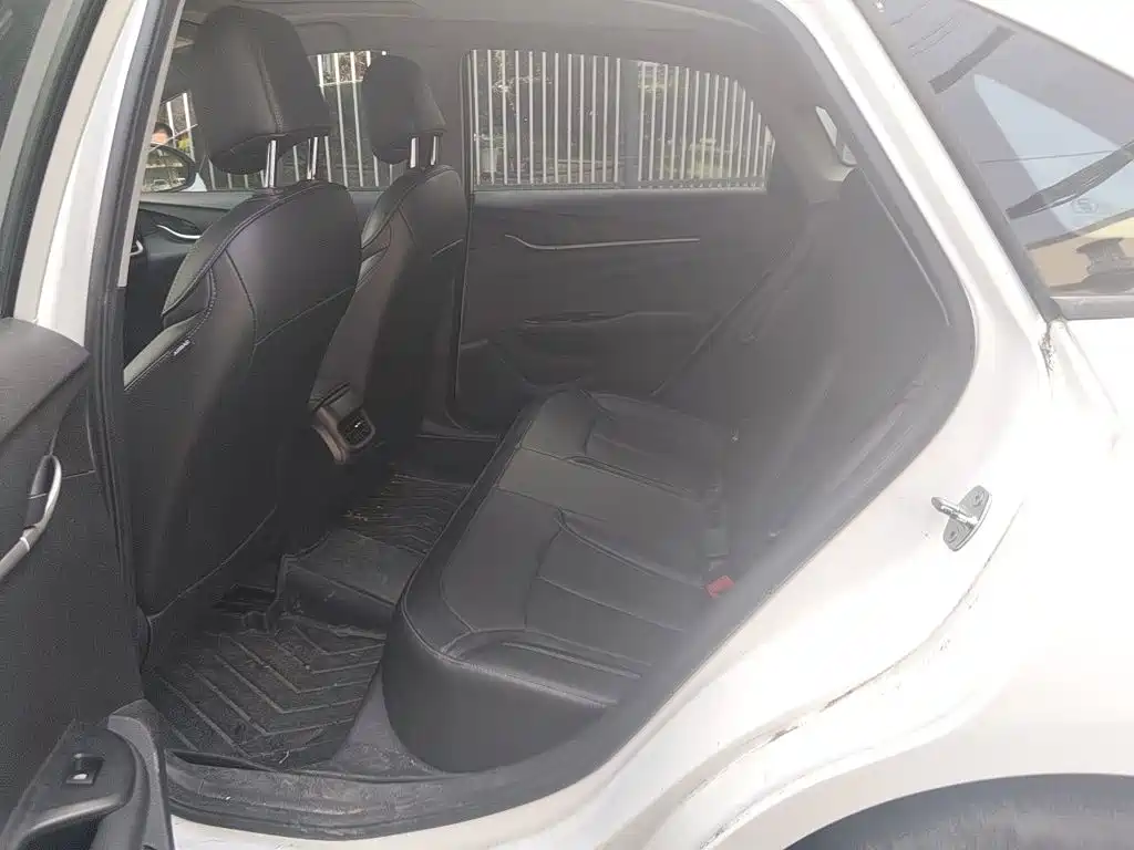 Buick Excelle — миниатюра 18