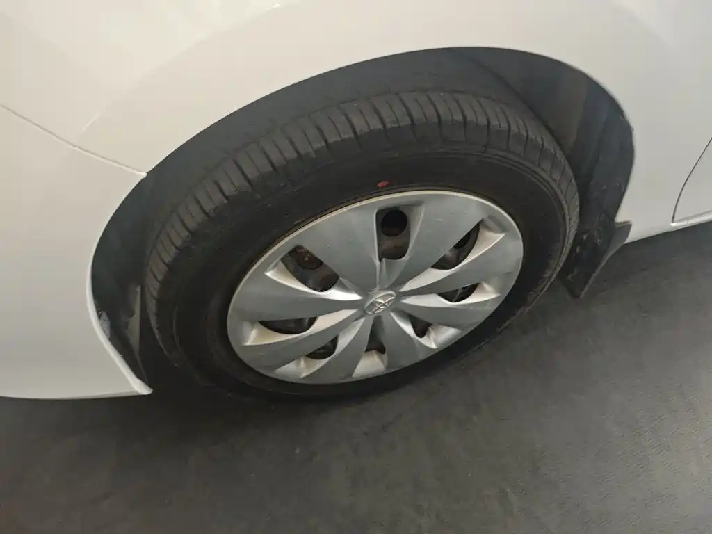 Toyota Yaris L — миниатюра 23