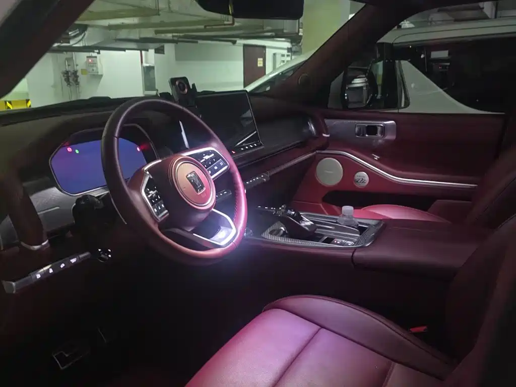 TANK TANK 700 NEW ENERGY