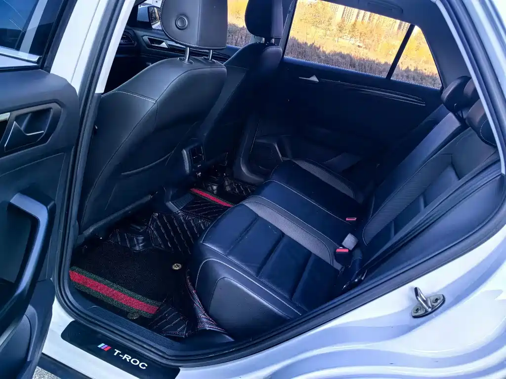 Volkswagen T-Roc — миниатюра 5