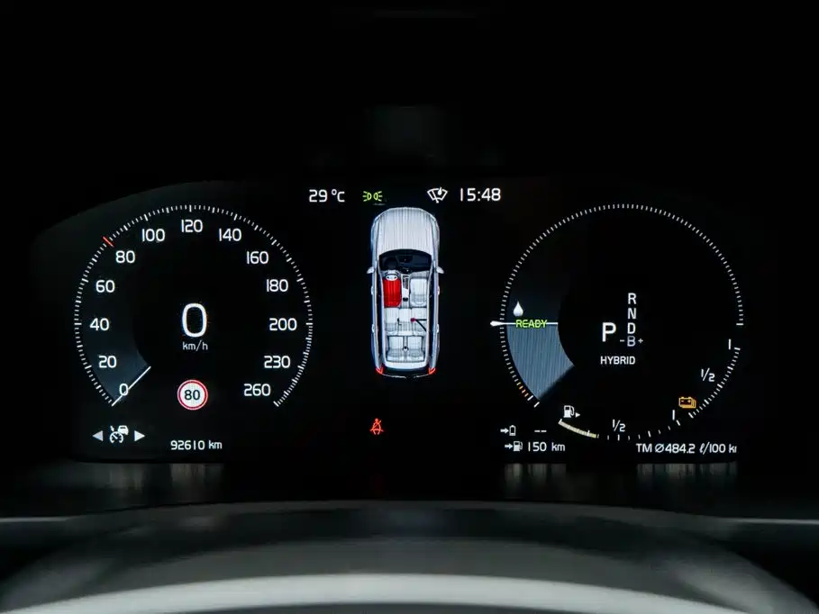 Volvo XC90 PHEV — миниатюра 14