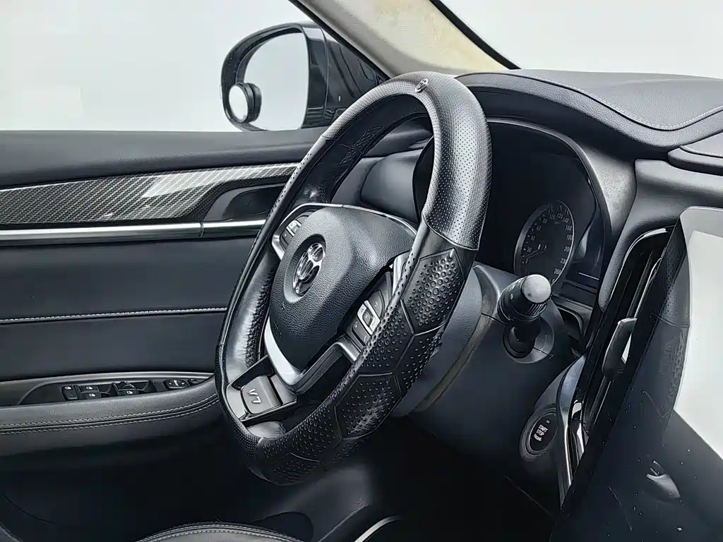Zhonghua V7 — миниатюра 22