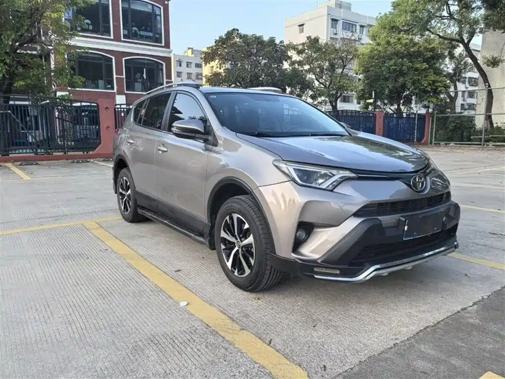 TOYOTA RAV4 RONGFANG