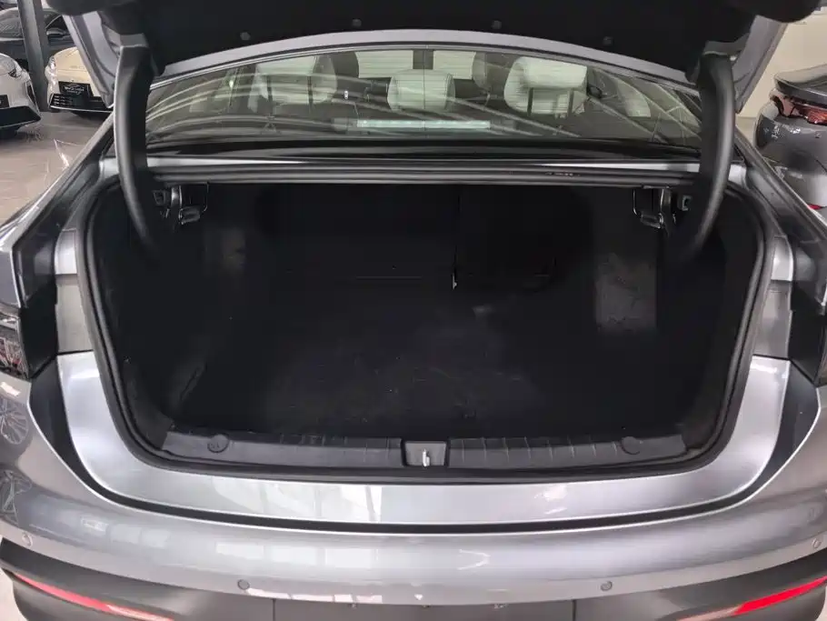 BYD Seal 05 DM-i — миниатюра 4
