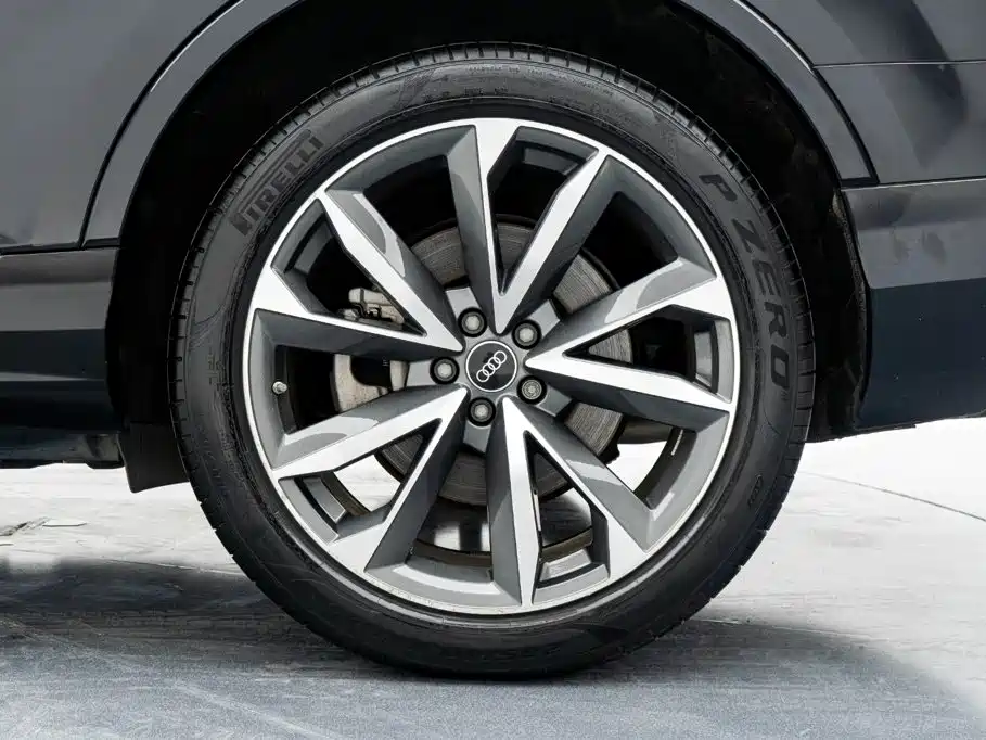 Audi Q7 — миниатюра 25