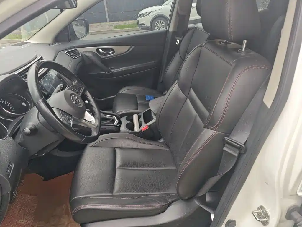 Nissan Qashqai — миниатюра 11