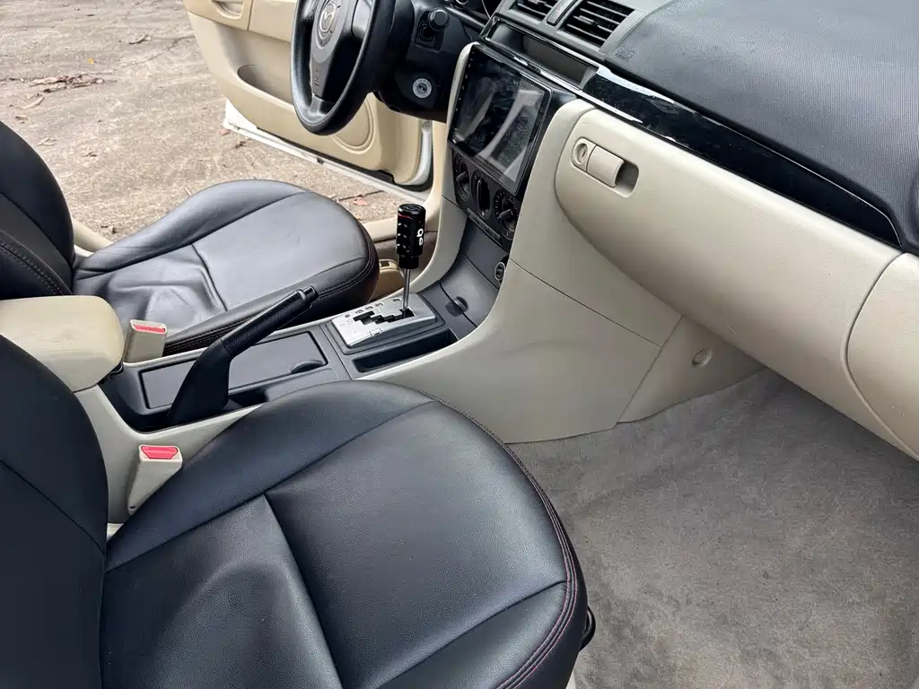 Mazda 3 — миниатюра 9